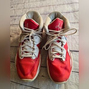NIKE MEN'S KYRIE INFINITY TB UNIVERSITY RED/WHITE BASKETBALL SHOES SIZE 11.5